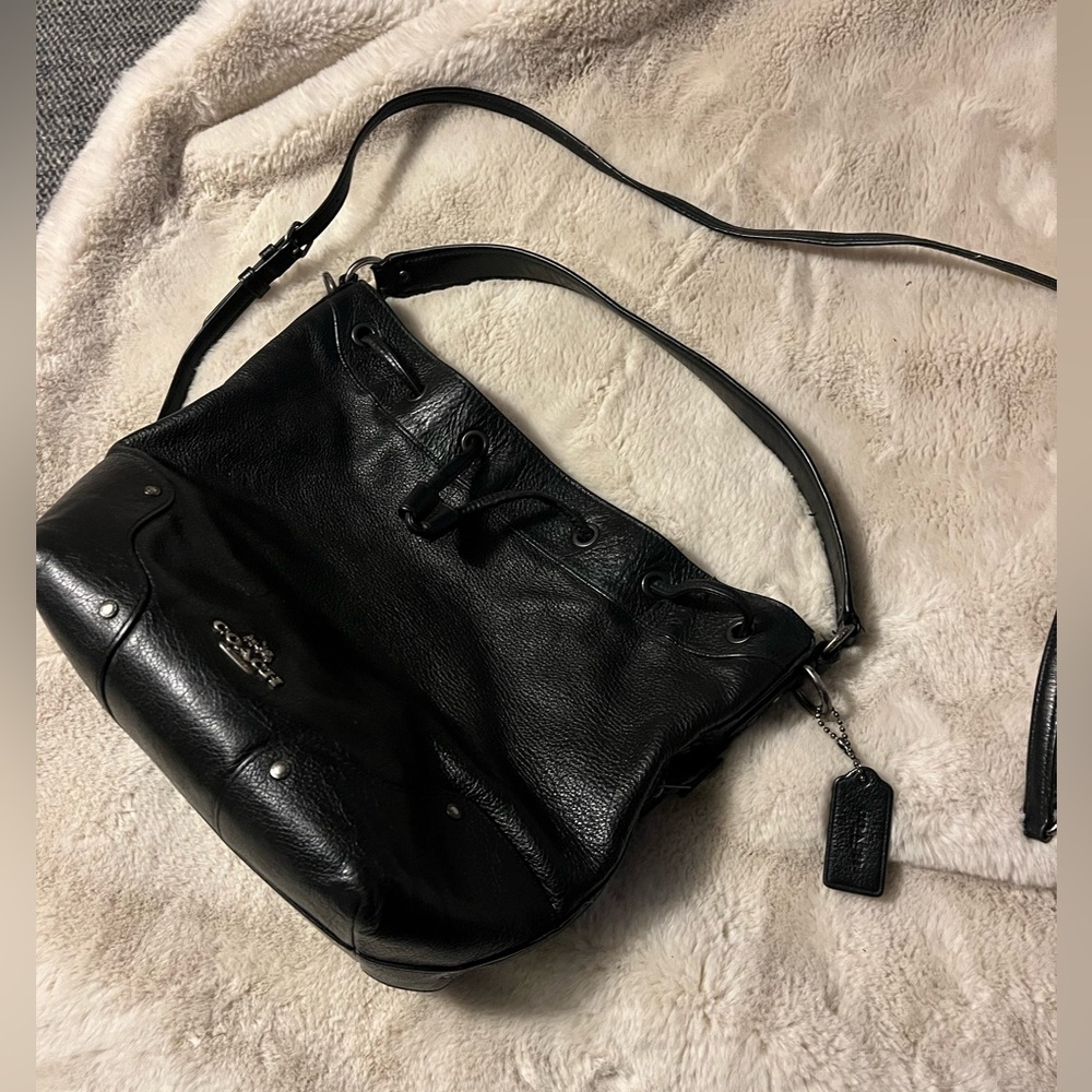 COACH Mickie Drawstring Crossbody Shoulder Bag 2 WAY. - Picture 3 of 11